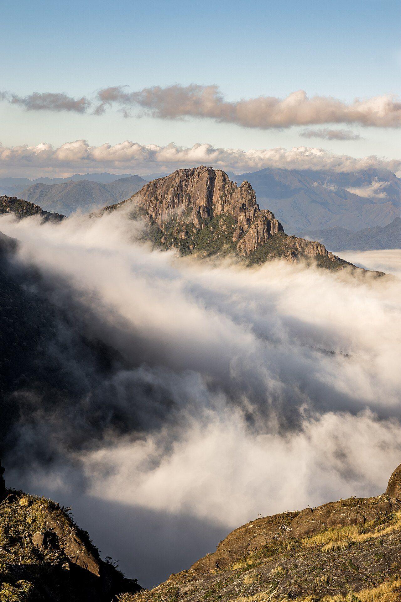 Mar de nuvens na Serra da Mantiqueira