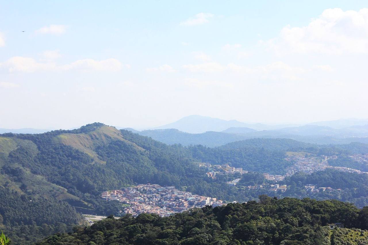 Mata Atlântica vista do Pico do Jaraguá, na Grande São Paulo